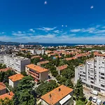 City&sea View 2br 4+2 Apartman Zára