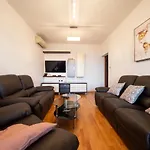 City&sea View 2br 4+2 Apartman Zára
