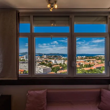 公寓 City&sea View 2br 4+2 扎达尔