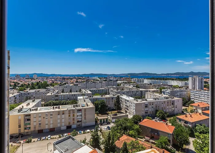 City&sea View 2br 4+2 Zadar
