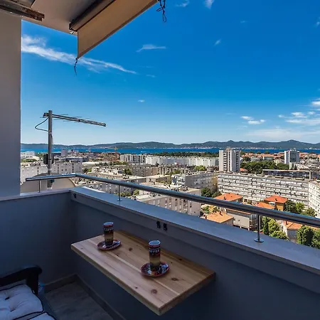 City&sea View 2br 4+2 Apartment