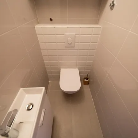 City&sea View 2br 4+2 Apartment