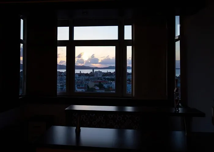 City&sea View 2br 4+2 *