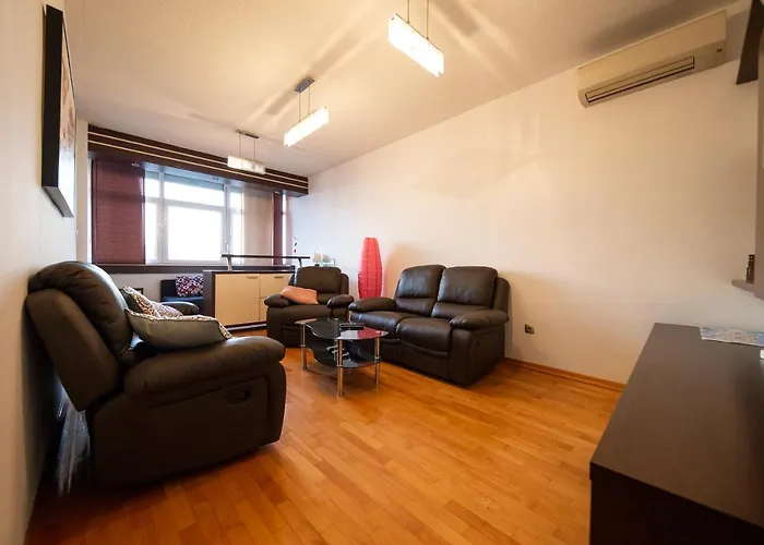 City&sea View 2br 4+2 *