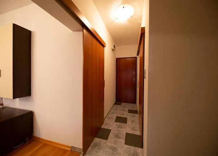 City&sea View 2br 4+2 アパート ザダル